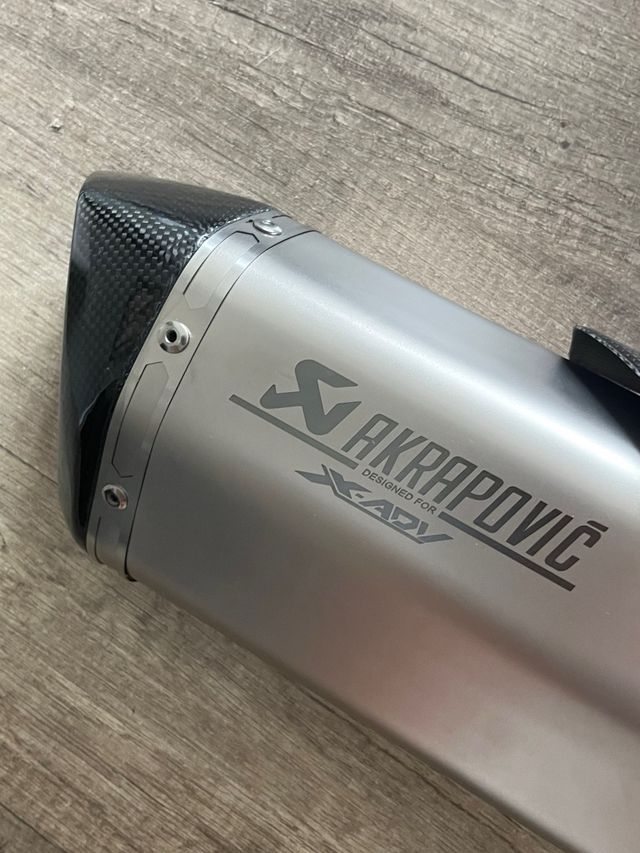 Escape Slip On Honda X-ADV 750 y Forza 750