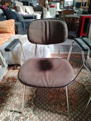 PAREJA SILLAS MARRÓN DE OFICINA