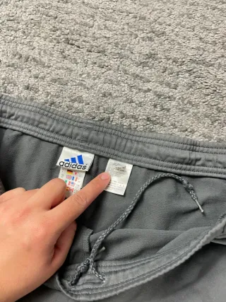 ¡¡OFERTA!! Talla M Pantalón Adidas Vintage Gris