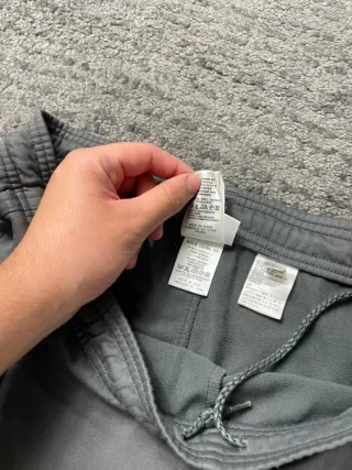 ¡¡OFERTA!! Talla M Pantalón Adidas Vintage Gris