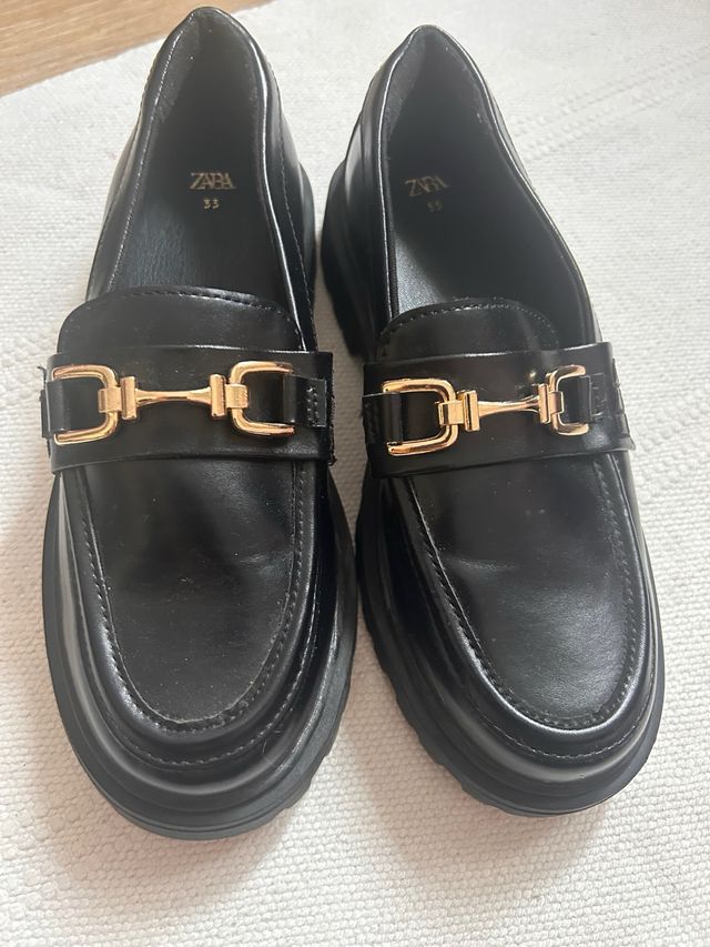 Zapatos negros Zara niña talla 33 impecable estado