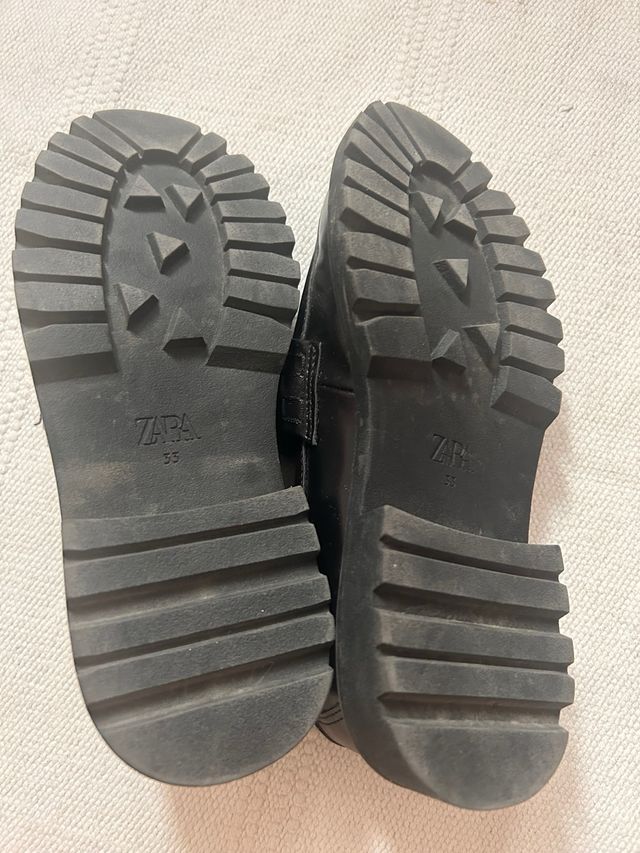 Zapatos negros Zara niña talla 33 impecable estado