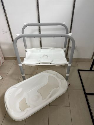 Bañera para bebé con soporte