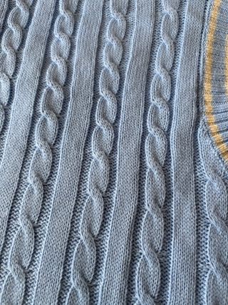 Chaleco Zara azul y amarillo