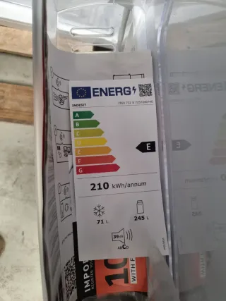 Frigorífico Indesit IT60 732 S Plata