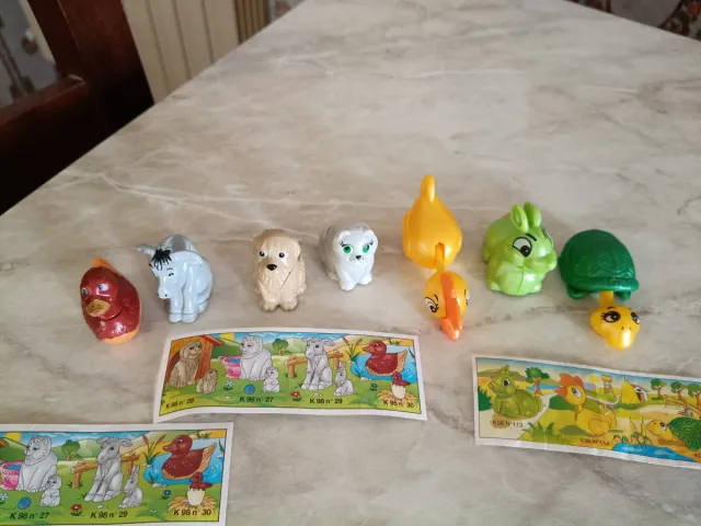 Kinder sorpresa Animali e Foglie