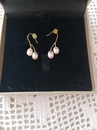 Pendientes perlas y oro