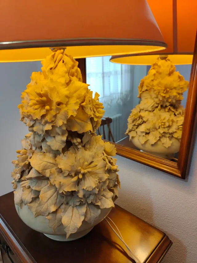 Lámpara cerámica floral vintage