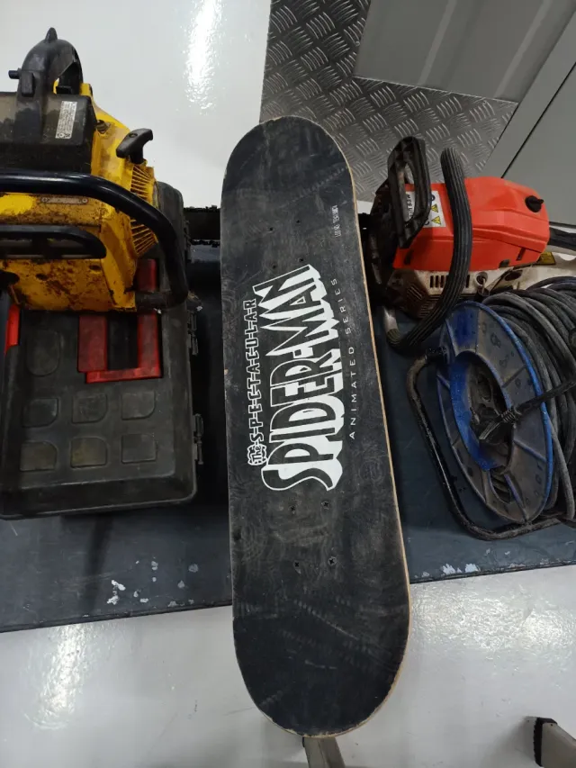 Monopatín Spiderman Animated Series