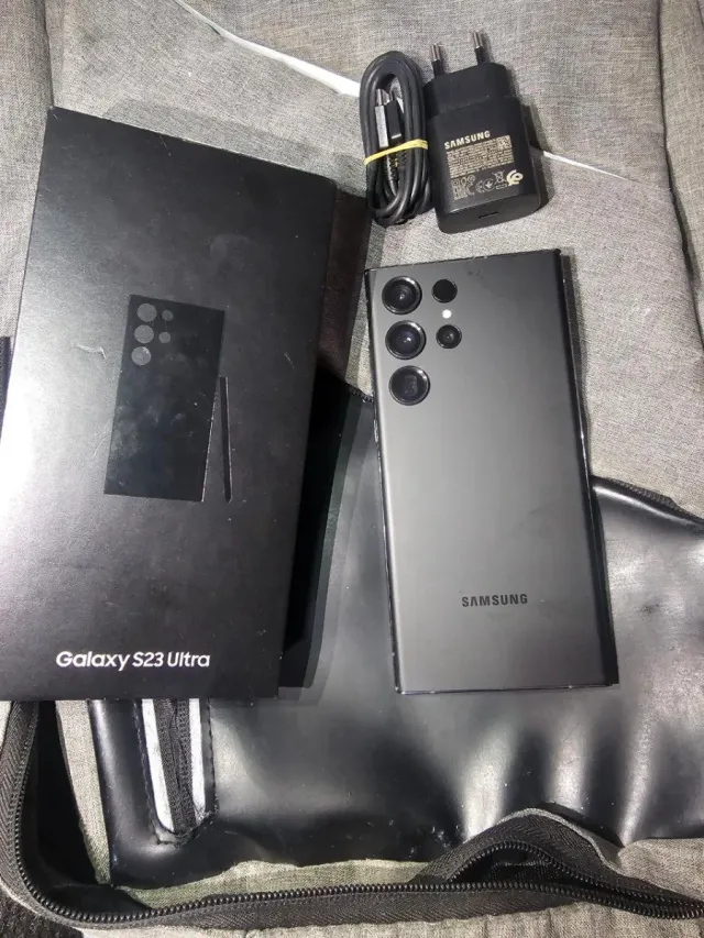 Galaxy S23 Ultra, 12 GB de RAM e 512 GB