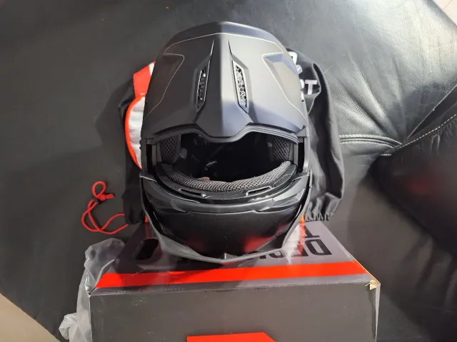 Casco Moto MT StreetFighter Negro Mate