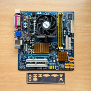 Placa Base Gigabyte GA-MA74GM-S2H