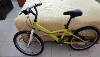 Bicicleta infantil B'Twin amarilla