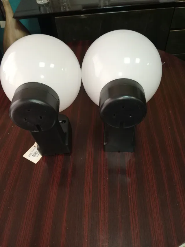 Pareja Lámparas Apliques Bola Blanca