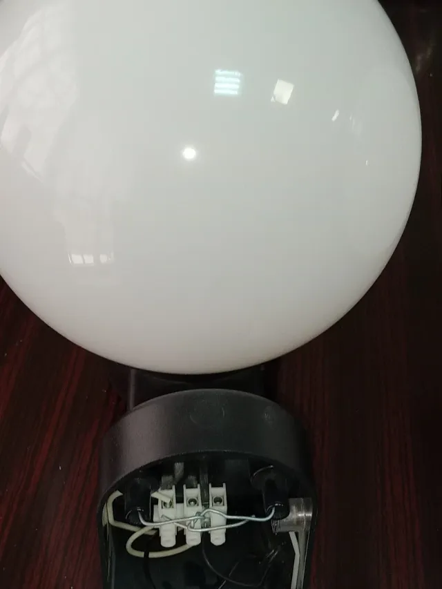 Pareja Lámparas Apliques Bola Blanca