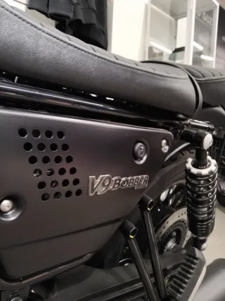 Moto Guzzi V9 Bobber