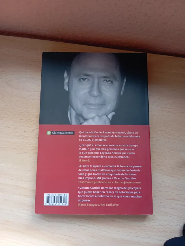 Amores que matan: Acoso y violencia contra la m...