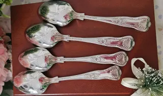 Set 4 Cucchiai in Silver Plated Cesellati