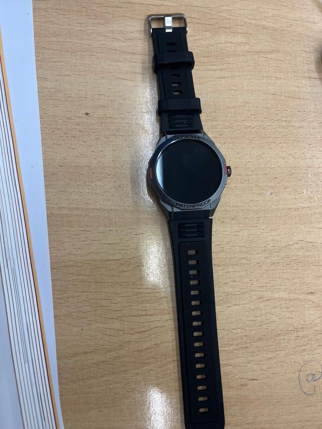 Reloj G-Sport Negro y Plateado con su cargador