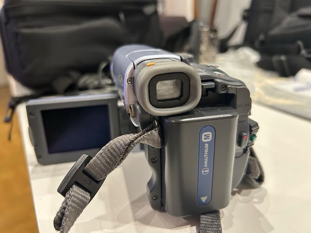 Sony Handycam MiniDV Cámara Digital Carl Zeiss