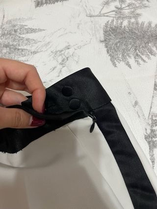 Pantalón Zara Pinzas Blanco y Negro Talla XS