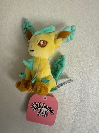 Peluche Leafeon Pokemon Center Japan