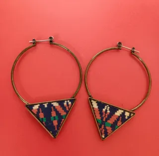 Pendientes Aro Triángulo Étnico