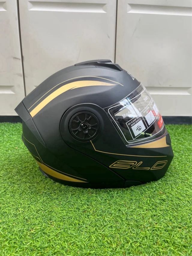 Casco Moto Modular BLD Negro y Dorado