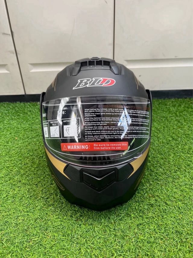 Casco Moto Modular BLD Negro y Dorado
