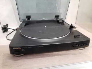 Giradischi Aiwa PX-E850E con preamplificatore