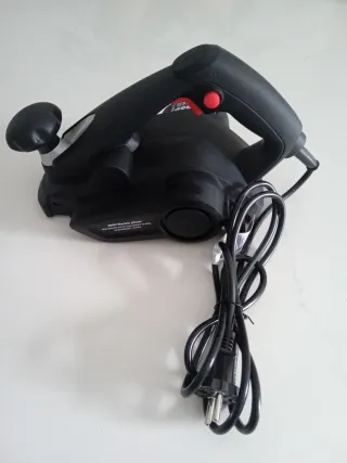 Cepillo Eléctrico para madera 600W.