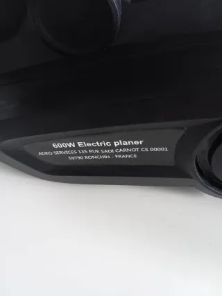 Cepillo Eléctrico para madera 600W.