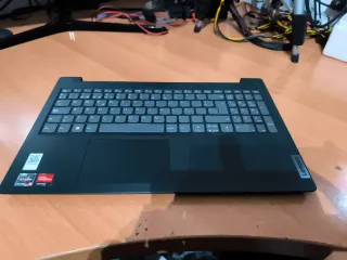 Portátil Lenovo Ryzen 5 Negro