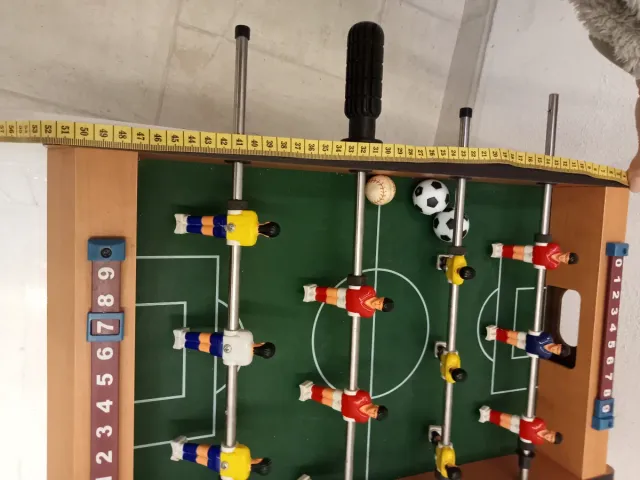 Biliardino da tavolo in legno