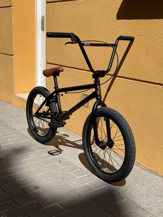 Bicicleta BMX Sunday