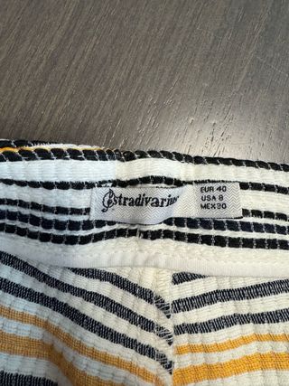 Shorts Stradivarius Talla 40 Rayas