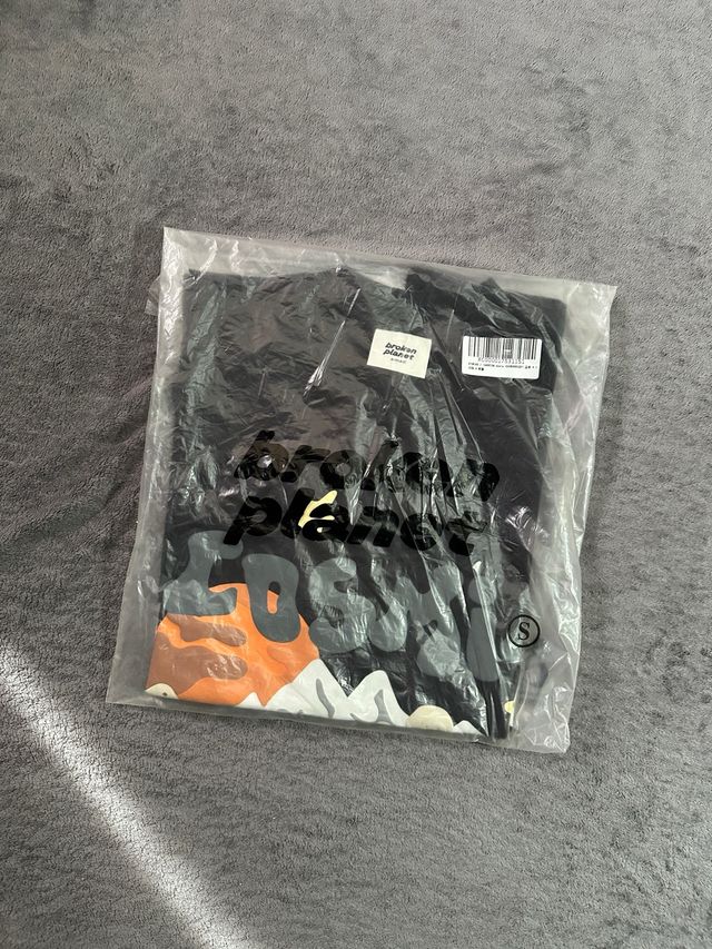 Broken Planet Camiseta Talla S