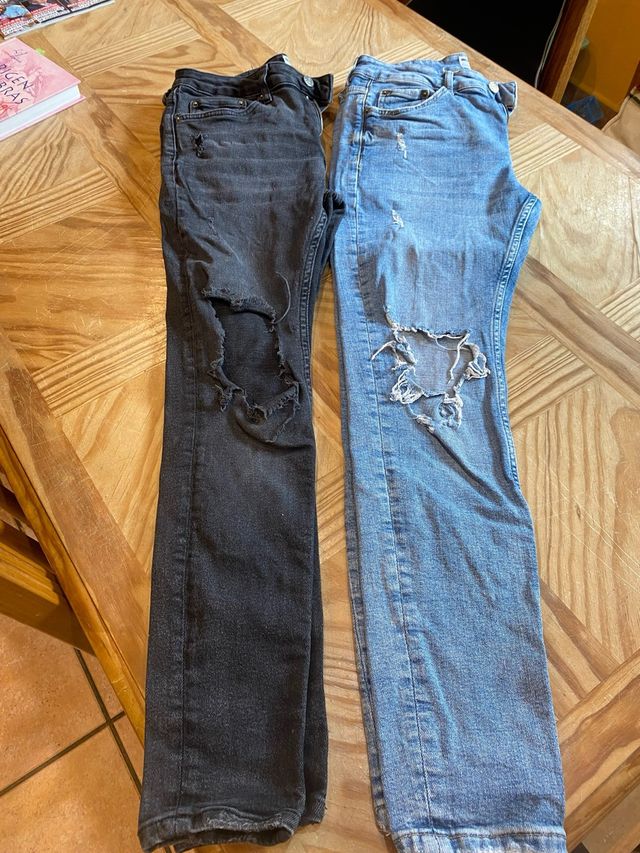 2 Vaqueros Rotos Talla 40, como nuevos