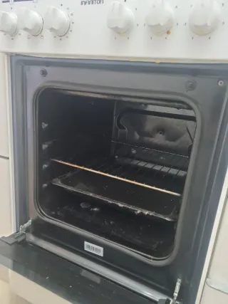 Horno y vitrocerámica blanca