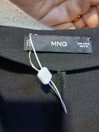 Pantalon marca Mango