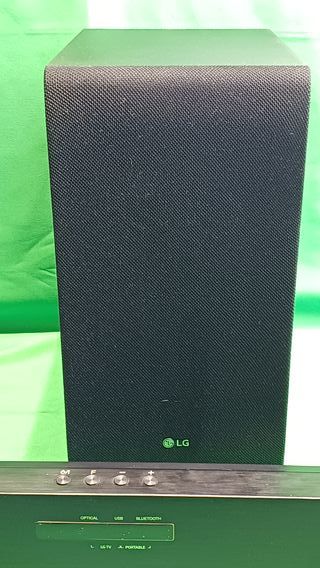 Barra de Sonido LG SJ3 + Woofer
