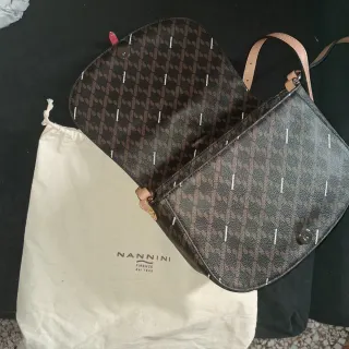 Borsa tracolla Nannini monogram marrone
