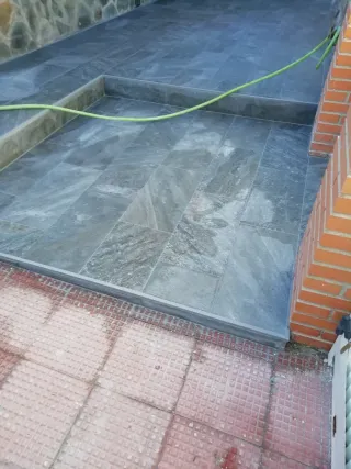 Alicatados de piedra natural,y solados