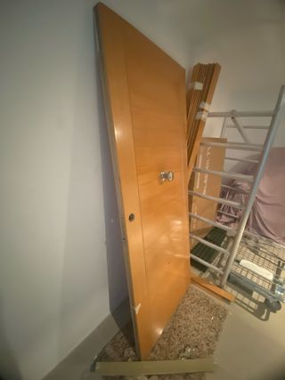 Puerta entrada casa te madera maciza