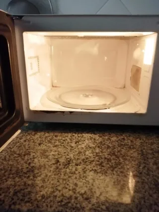 Microondas blanco Salvad