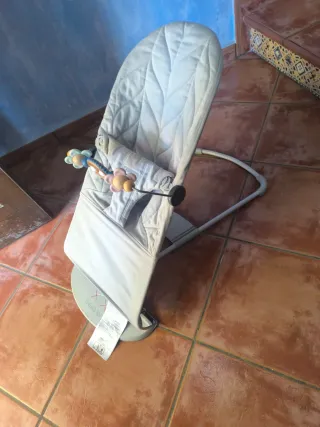 Mecedora bebé BabyBjörn