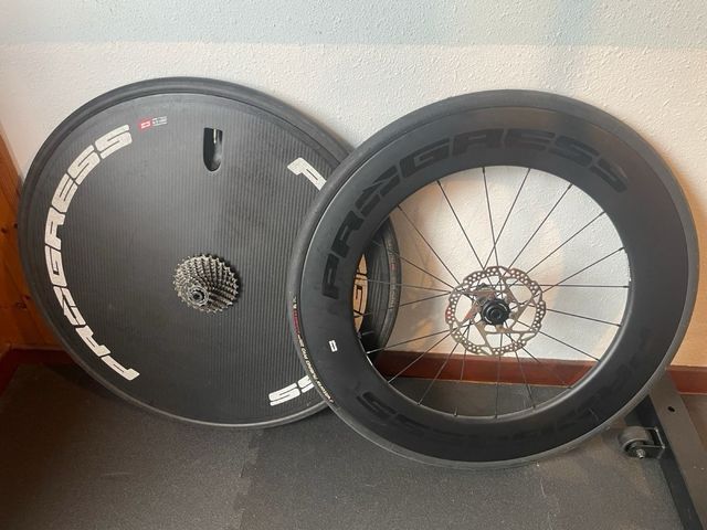 PackRuedas Progress Carbono lenticular y perfil 88