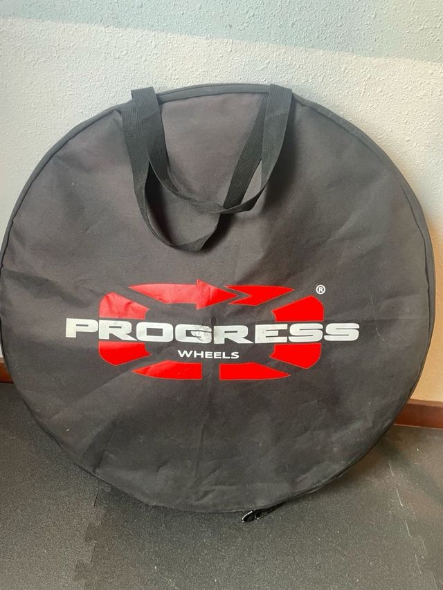 PackRuedas Progress Carbono lenticular y perfil 88