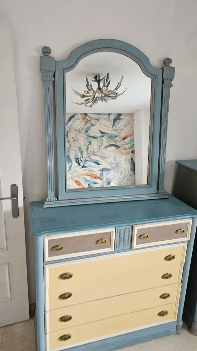 Conjunto muebles que se ven en las fotos.