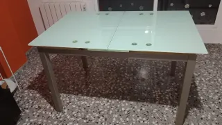Mesa comedor extensible cristal esmerilado